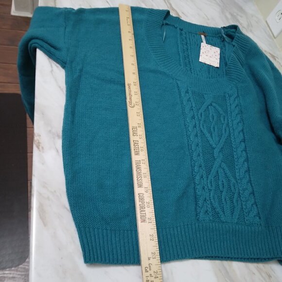 Free People | NWT Oversized Cable Pullover Sweater Teal | Size S - Picture 14 of 16